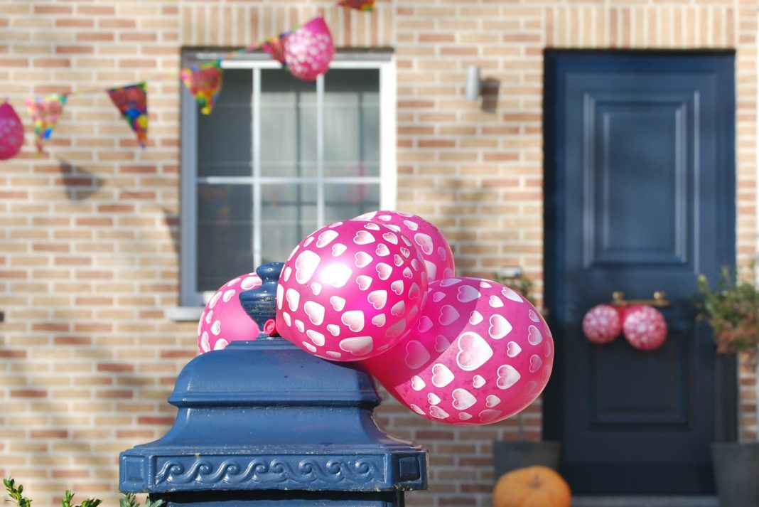 9 Simple Birthday Decoration Ideas in Your House