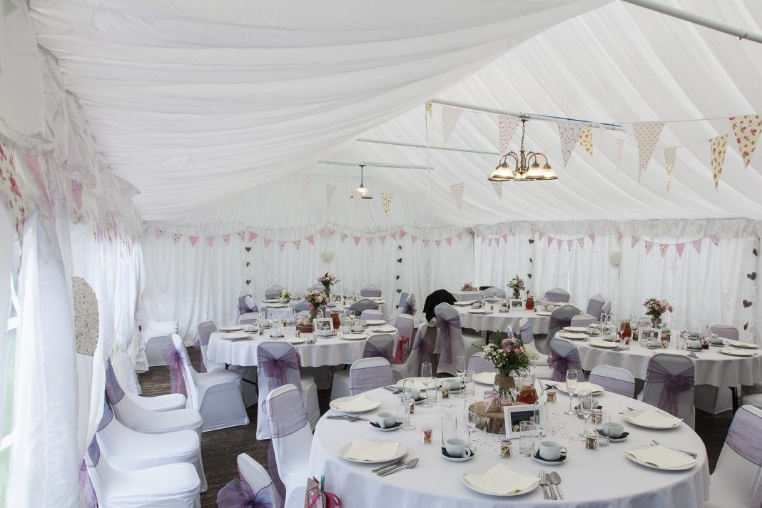 Tent Decorating Tips for Weddings